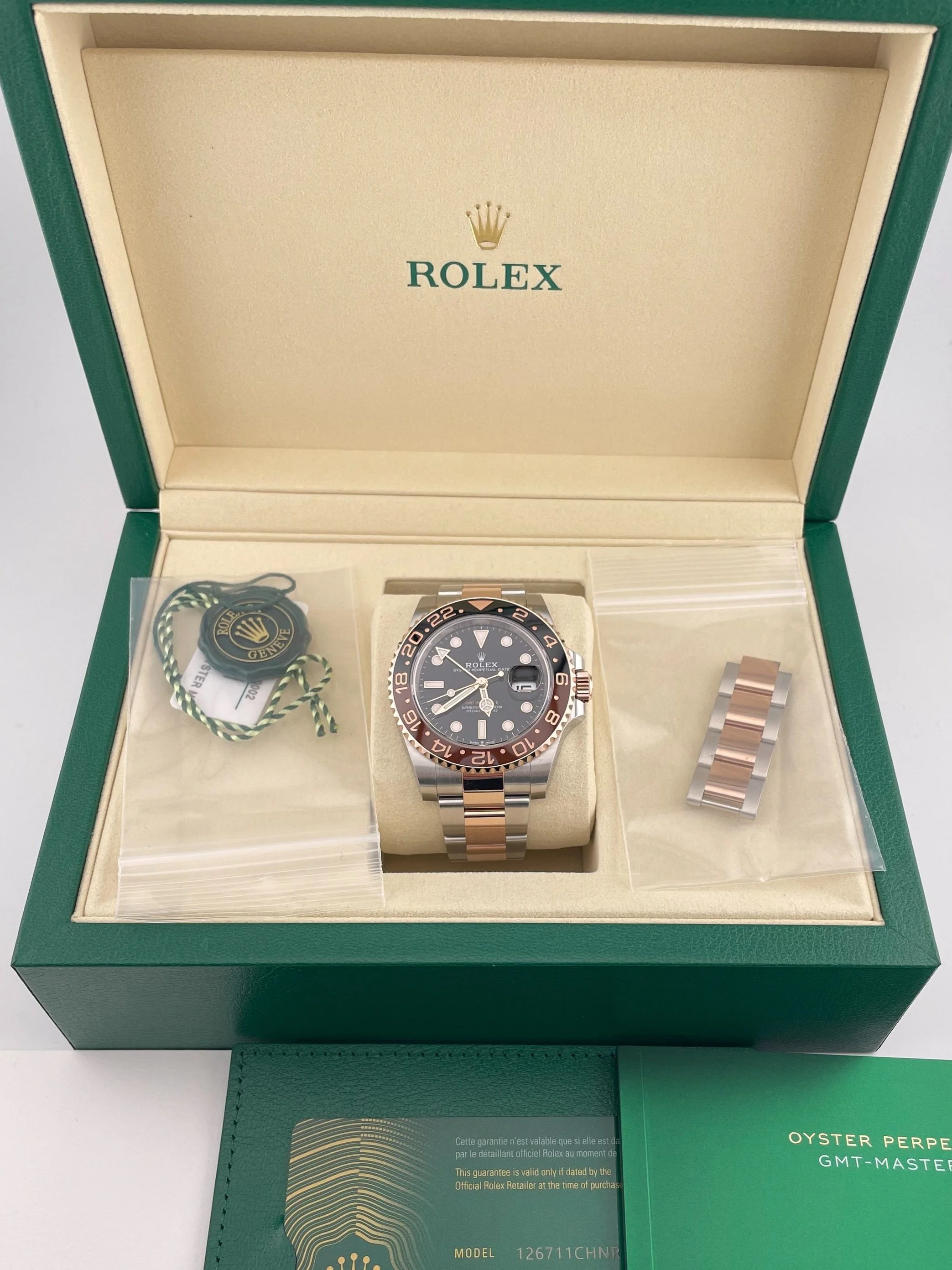 専用ページ　200 Rolex GMT-Master II 126720: Buy Pre-Owned & Unworn Watches